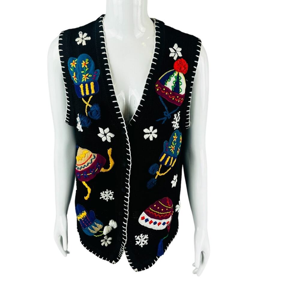 Vintage B. P. Design Womasn Sz Small Sweater Vest Black Cold Weather Gloves Hats